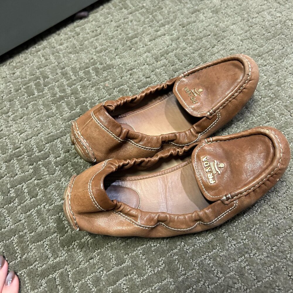 Prada Brown Scrunch Loafers (37)